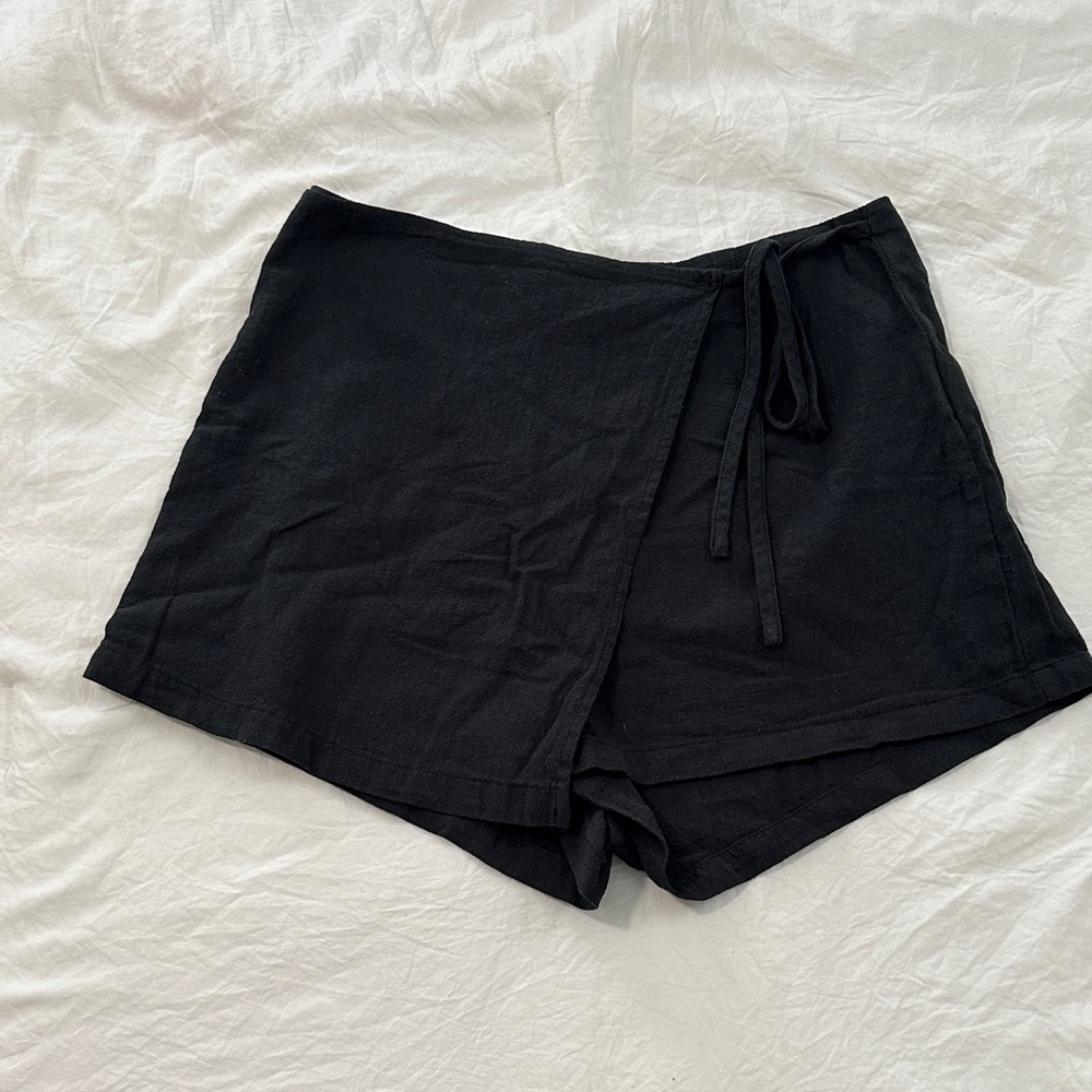 Black Women's Wrap Shorts